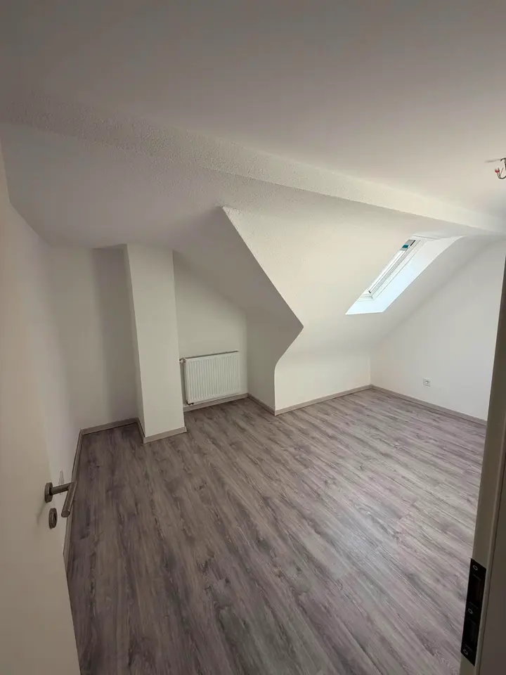 2 Zimmer Wohnung mit 68 m² in Saarbrücken – Bild 3