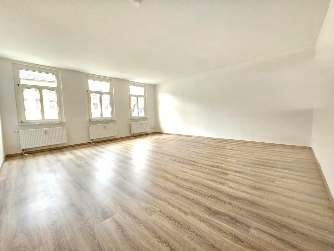 3 Zimmer Wohnung mit 84 m² in Altenburg – Bild 6