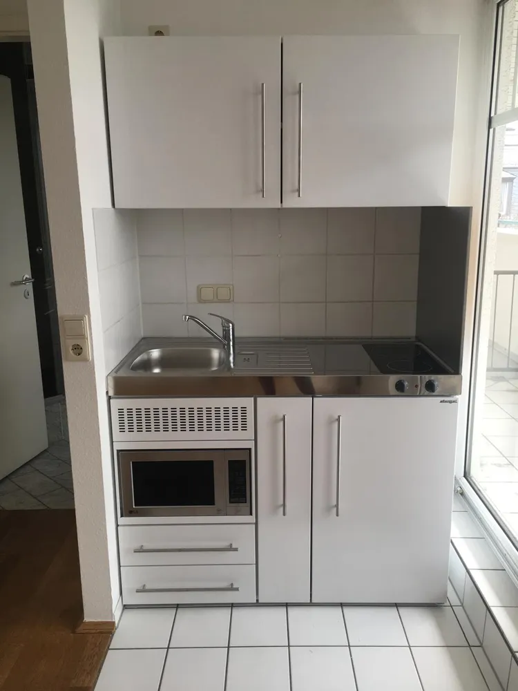 1 Zimmer Wohnung mit 30 m² in Frankfurt am Main – Bild 2