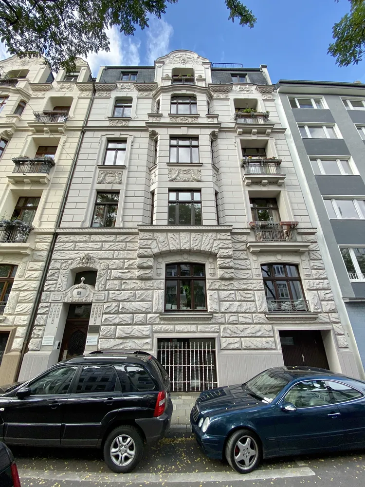 5 Zimmer Wohnung mit 167 m² in Köln – Bild 6