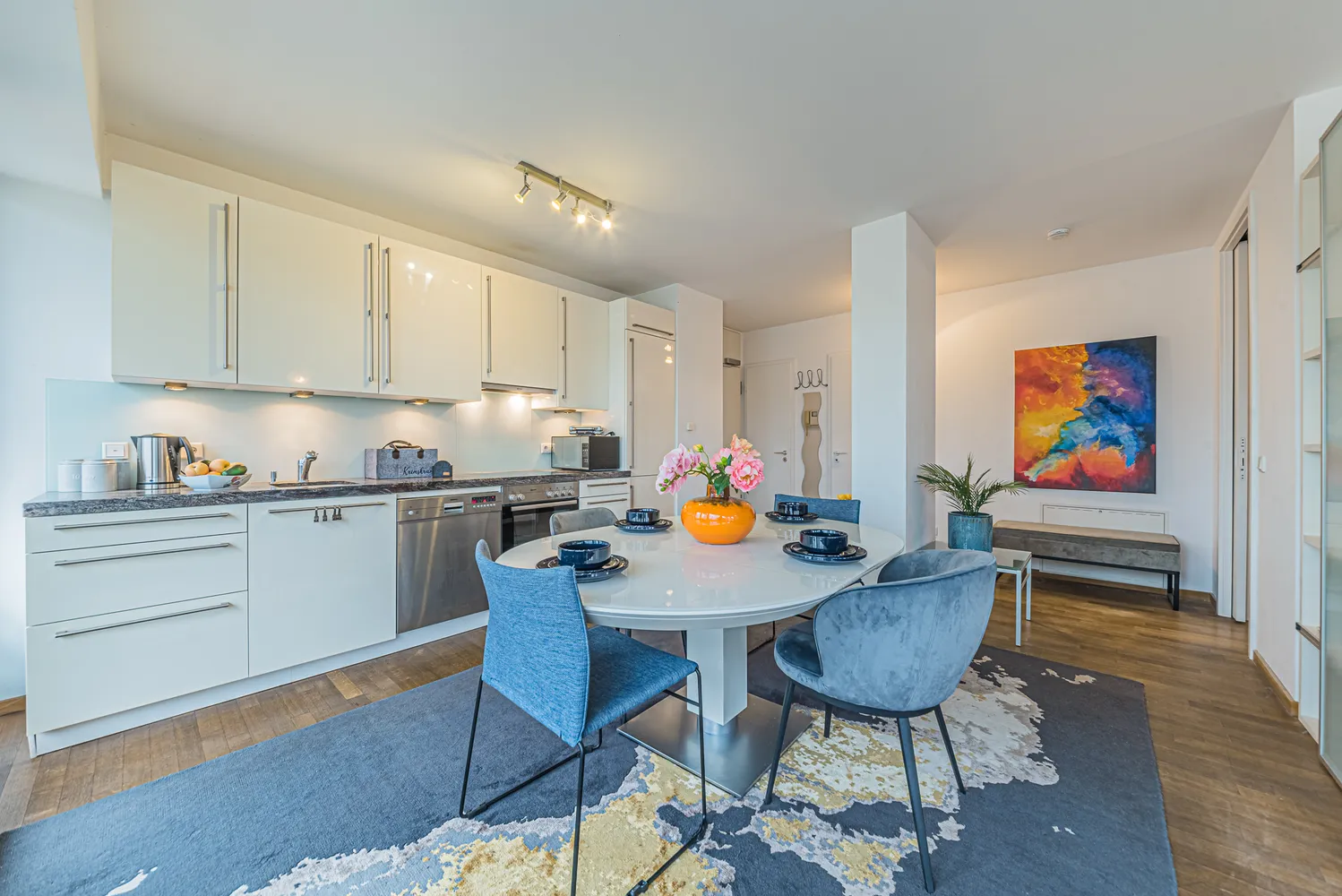 2 Zimmer Wohnung mit 76 m² in Frankfurt am Main – Bild 5