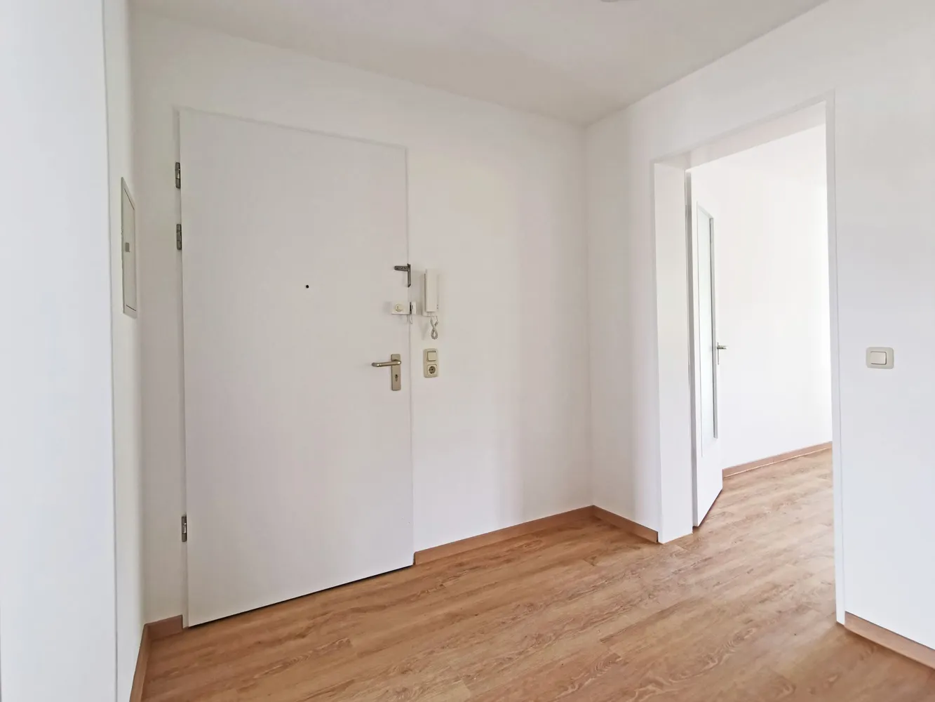 2 Zimmer Wohnung mit 64 m² in München – Bild 4