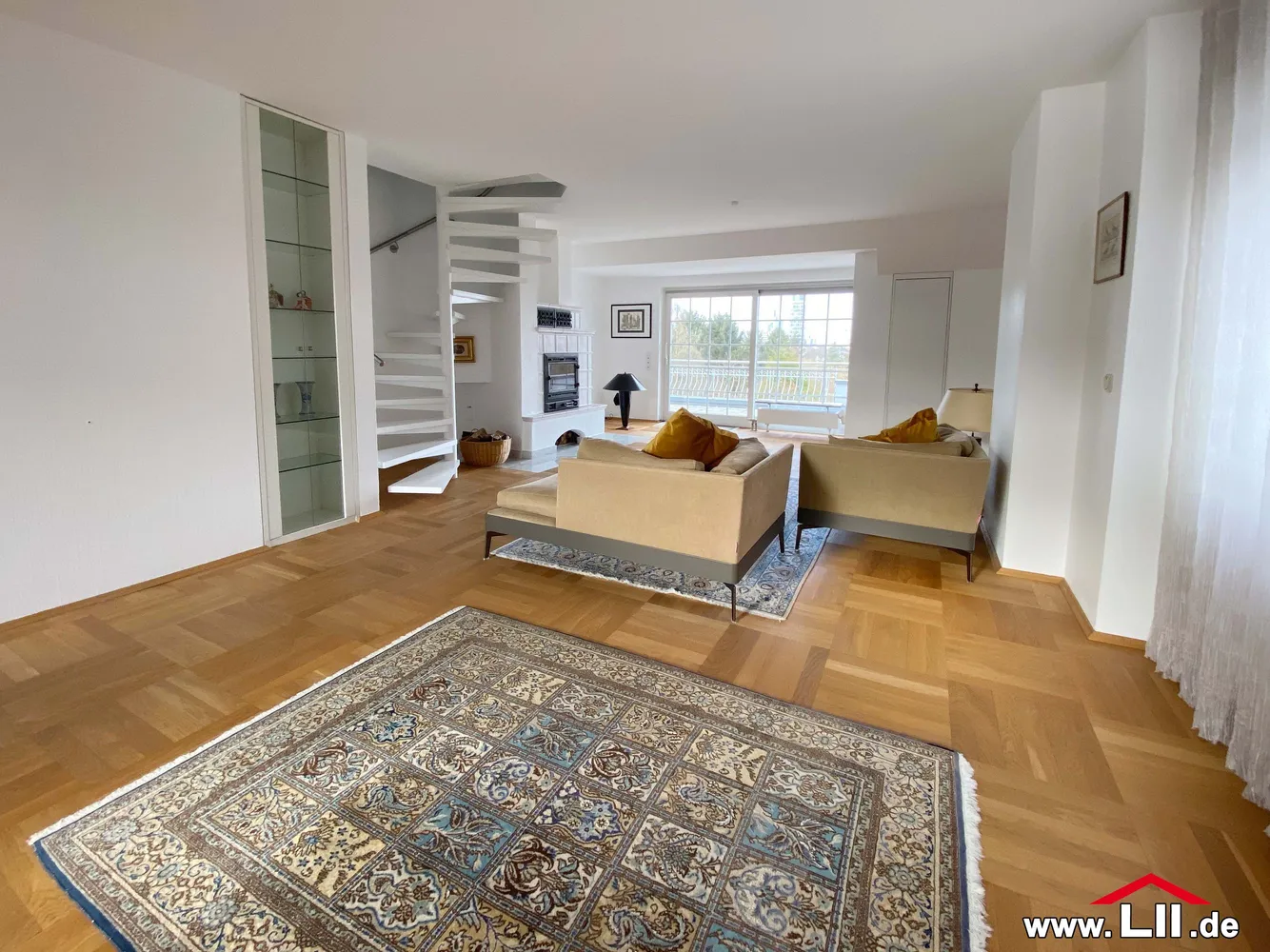 4 Zimmer Wohnung mit 191 m² in Frankfurt am Main – Bild 4