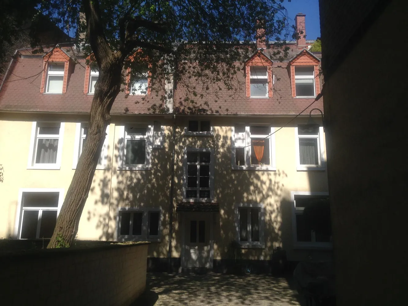 1 Zimmer Wohnung mit 38 m² in Frankfurt am Main – Bild 1