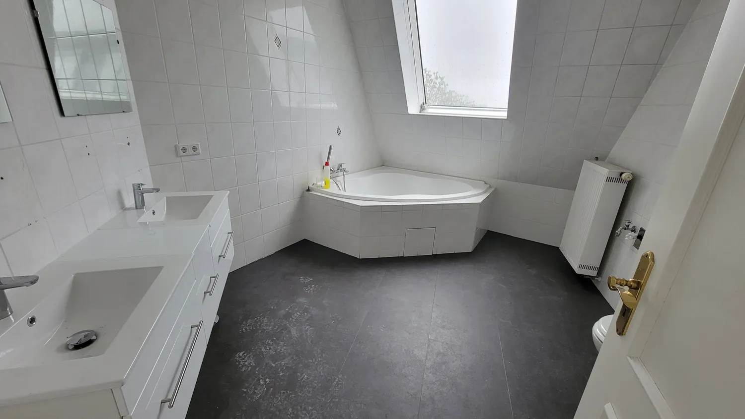 4 Zimmer Wohnung mit 132 m² in Leipzig – Bild 1