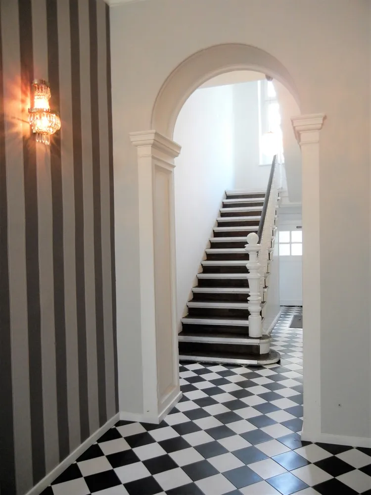 4 Zimmer Wohnung mit 100 m² in Düsseldorf – Bild 9