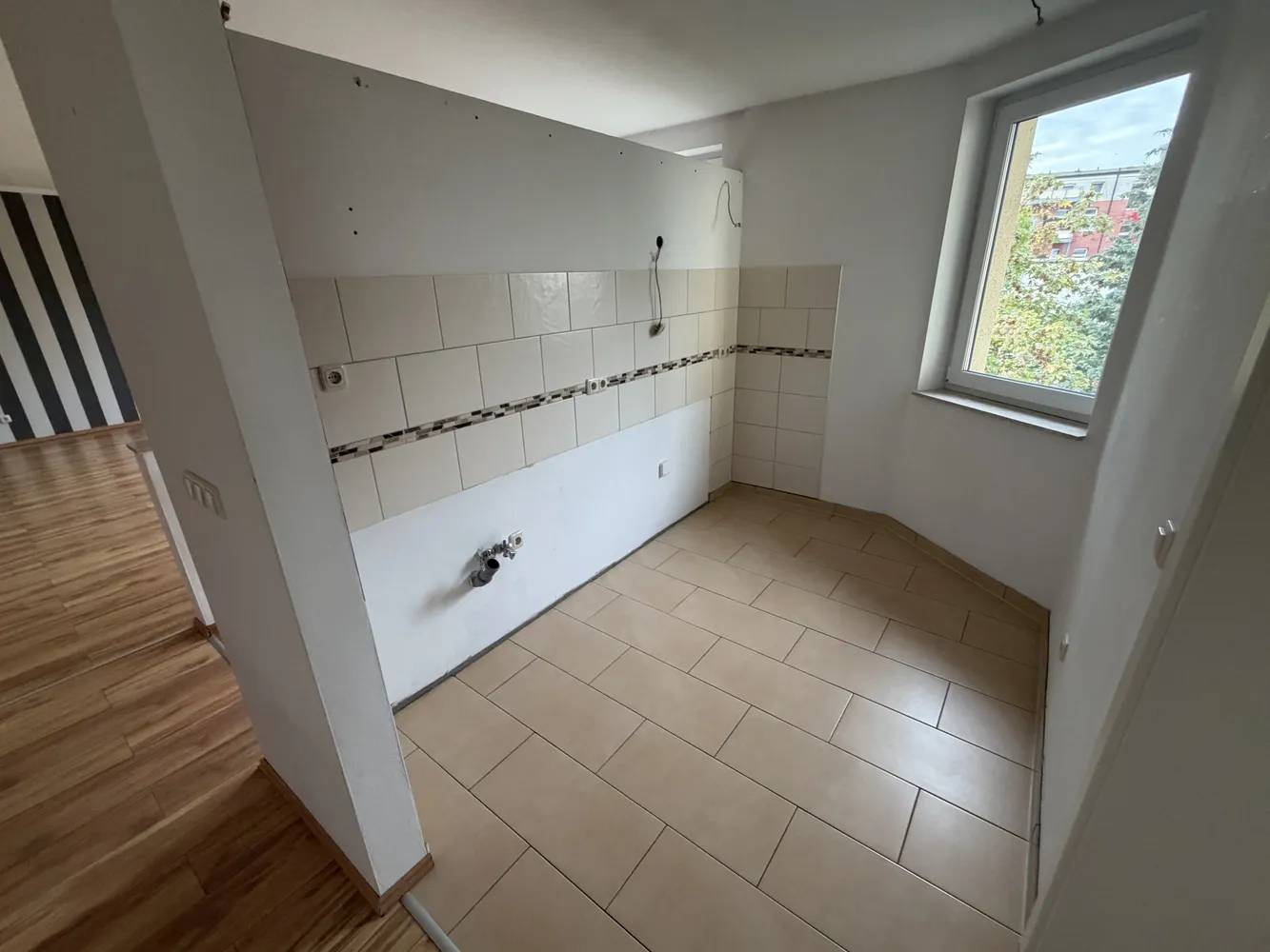 2 Zimmer Wohnung mit 65 m² in Schwerin – Bild 2