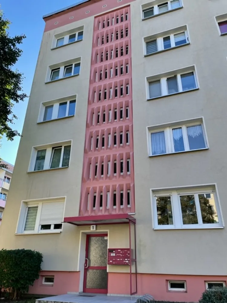 2 Zimmer Wohnung mit 61 m² in Halle (Saale) – Bild 3