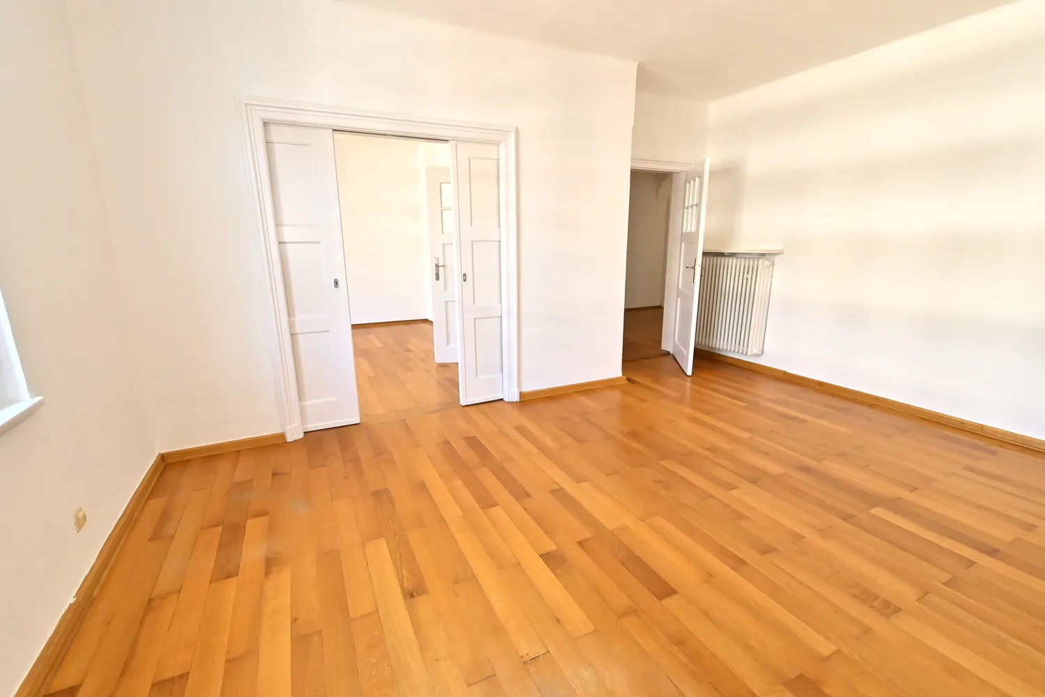 4 Zimmer Wohnung mit 126 m² in Augsburg – Bild 2