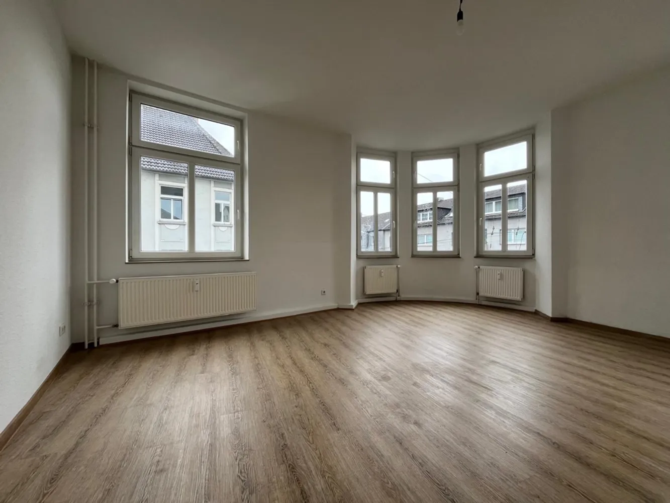2 Zimmer Wohnung mit 65 m² in Mülheim an der Ruhr – Bild 2