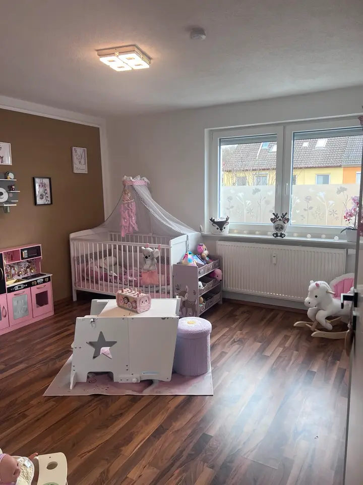 4 Zimmer Wohnung mit 95 m² in Metzingen – Bild 3