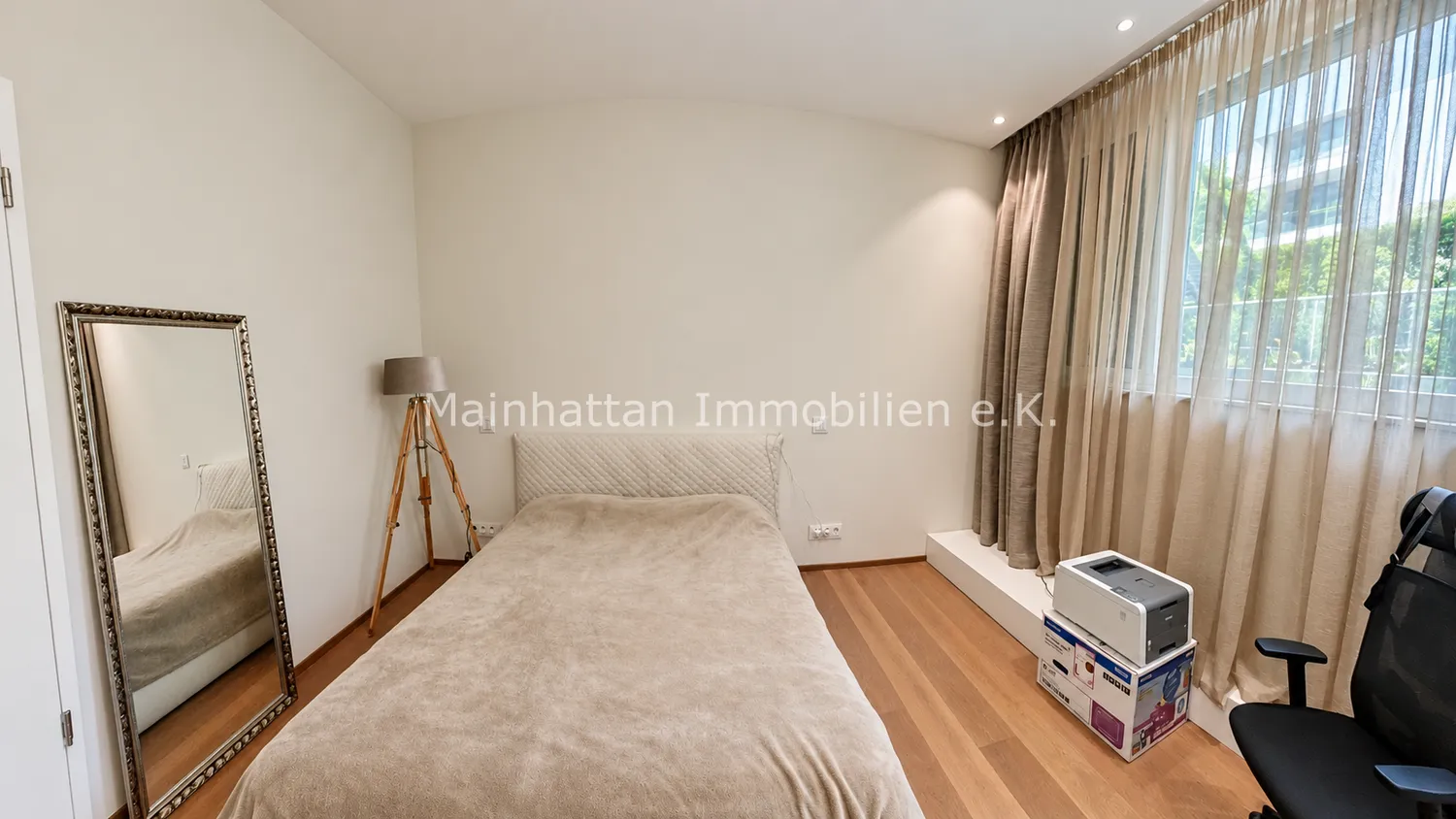 3 room apartment with 100 m² in Frankfurt am Main – Photo 3