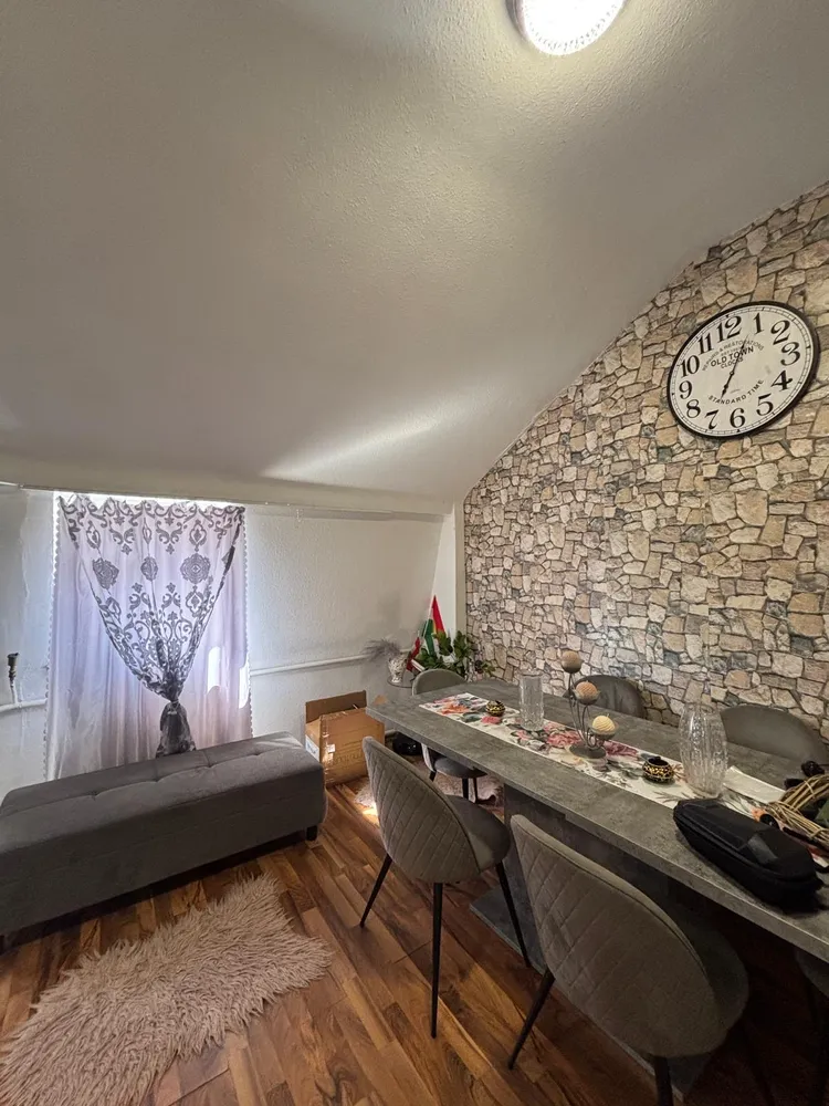 4 Zimmer Wohnung mit 143 m² in Mönchengladbach – Bild 2
