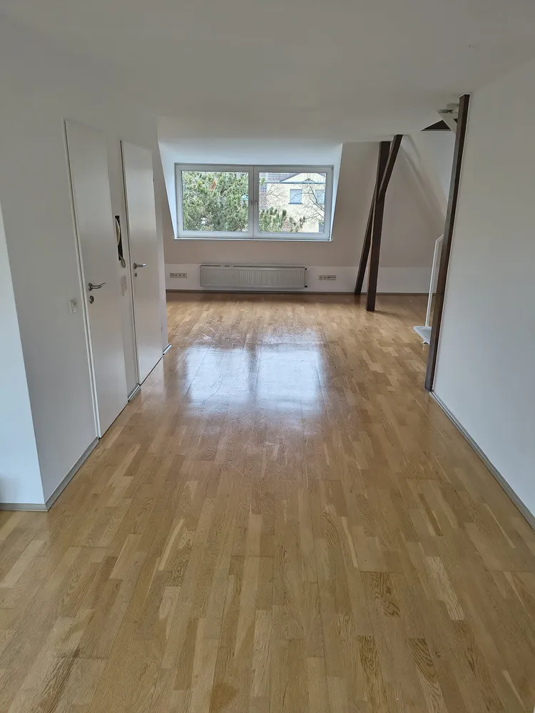 2 Zimmer Wohnung mit 65 m² in Köln – Bild 4