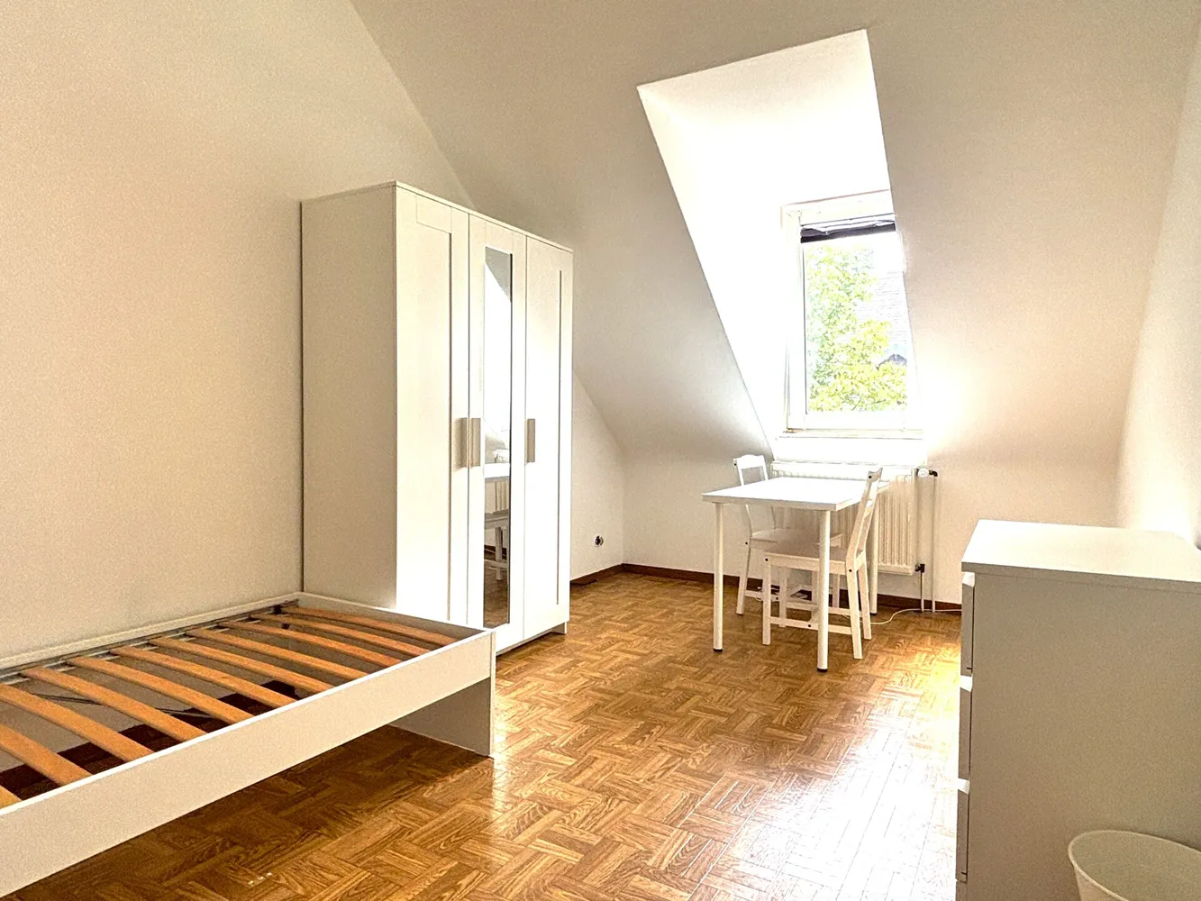 1 Zimmer Wohnung mit 12 m² in Karlsruhe – Bild 5
