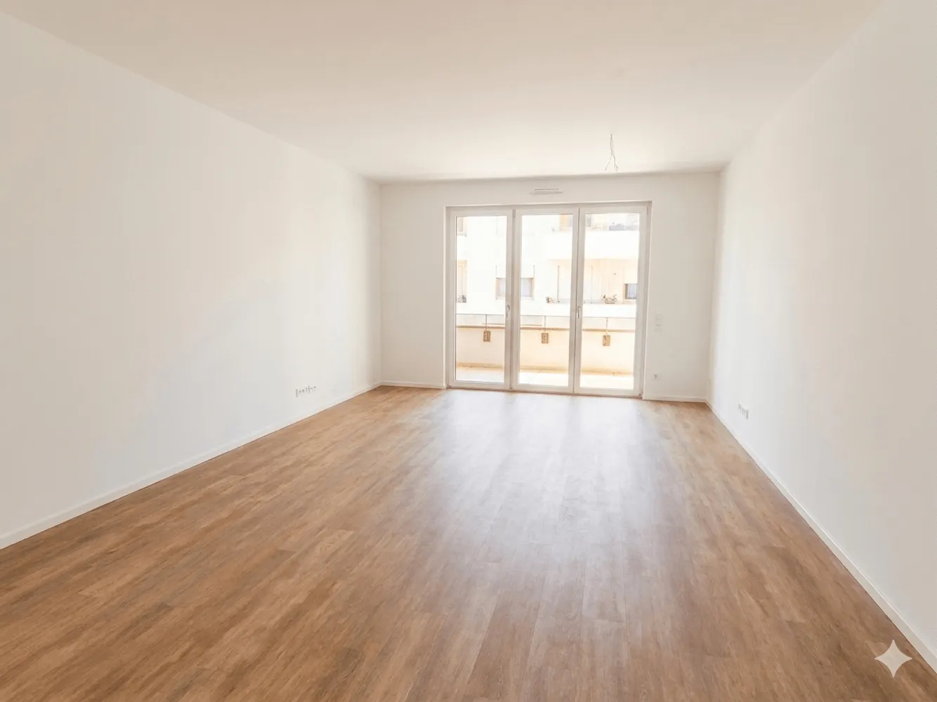 4 Zimmer Wohnung mit 120 m² in Hannover – Bild 1