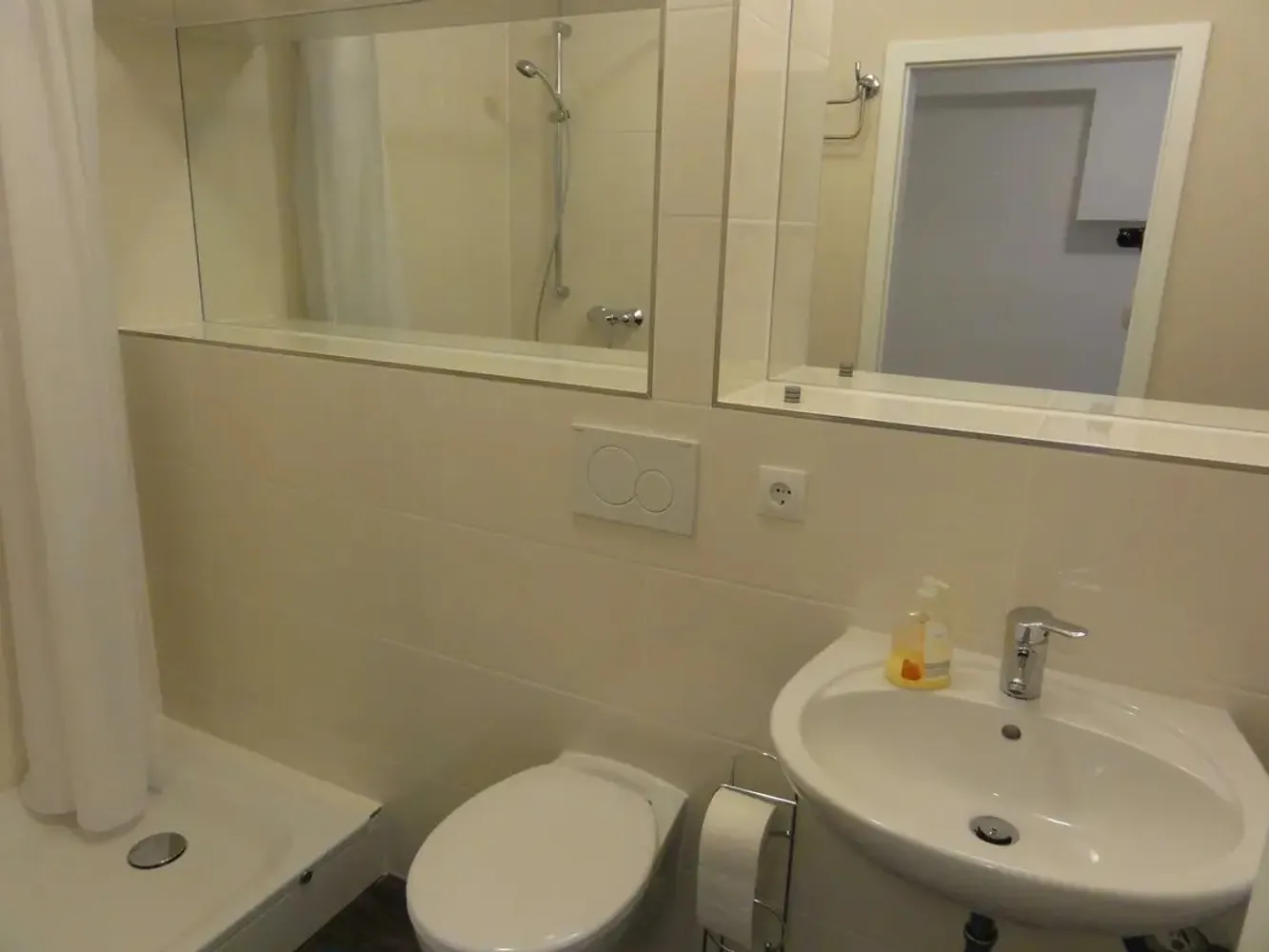 2 room apartment with 54 m² in Ludwigshafen am Rhein – Photo 7