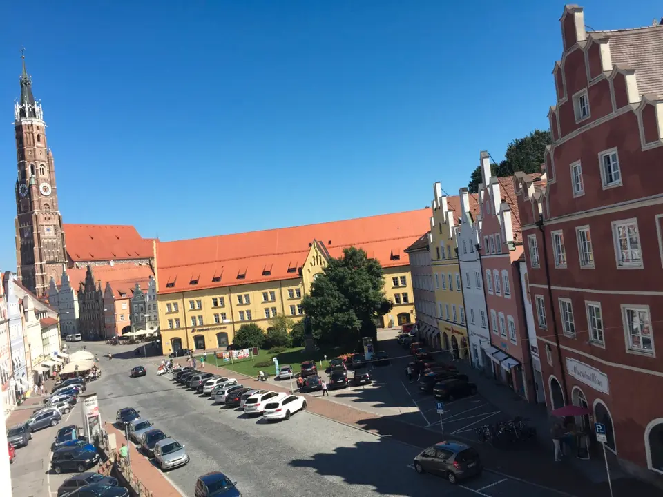 2 Zimmer Wohnung mit 70 m² in Landshut – Bild 1