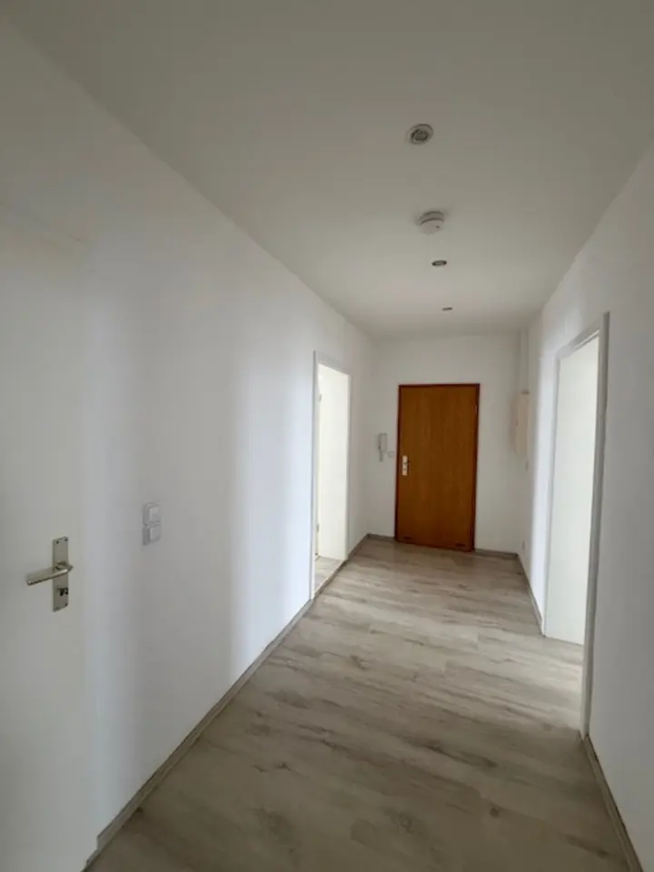 3 Zimmer Wohnung mit 81 m² in Merseburg – Bild 4