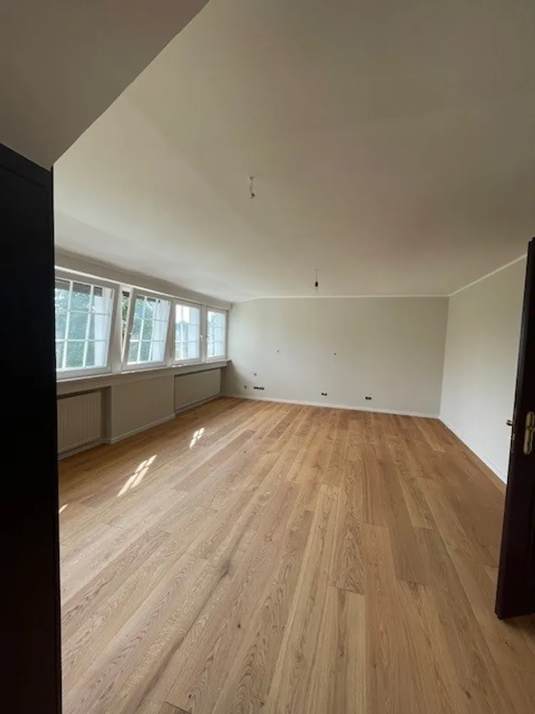 8 Zimmer Haus mit 230 m² in Dreieich – Bild 12