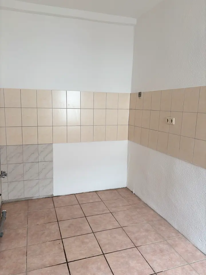6 Zimmer Wohnung mit 140 m² in Sangerhausen – Bild 2