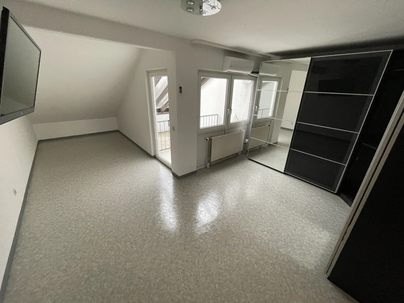 6 Zimmer Wohnung mit 139 m² in Ludwigshafen am Rhein – Bild 9