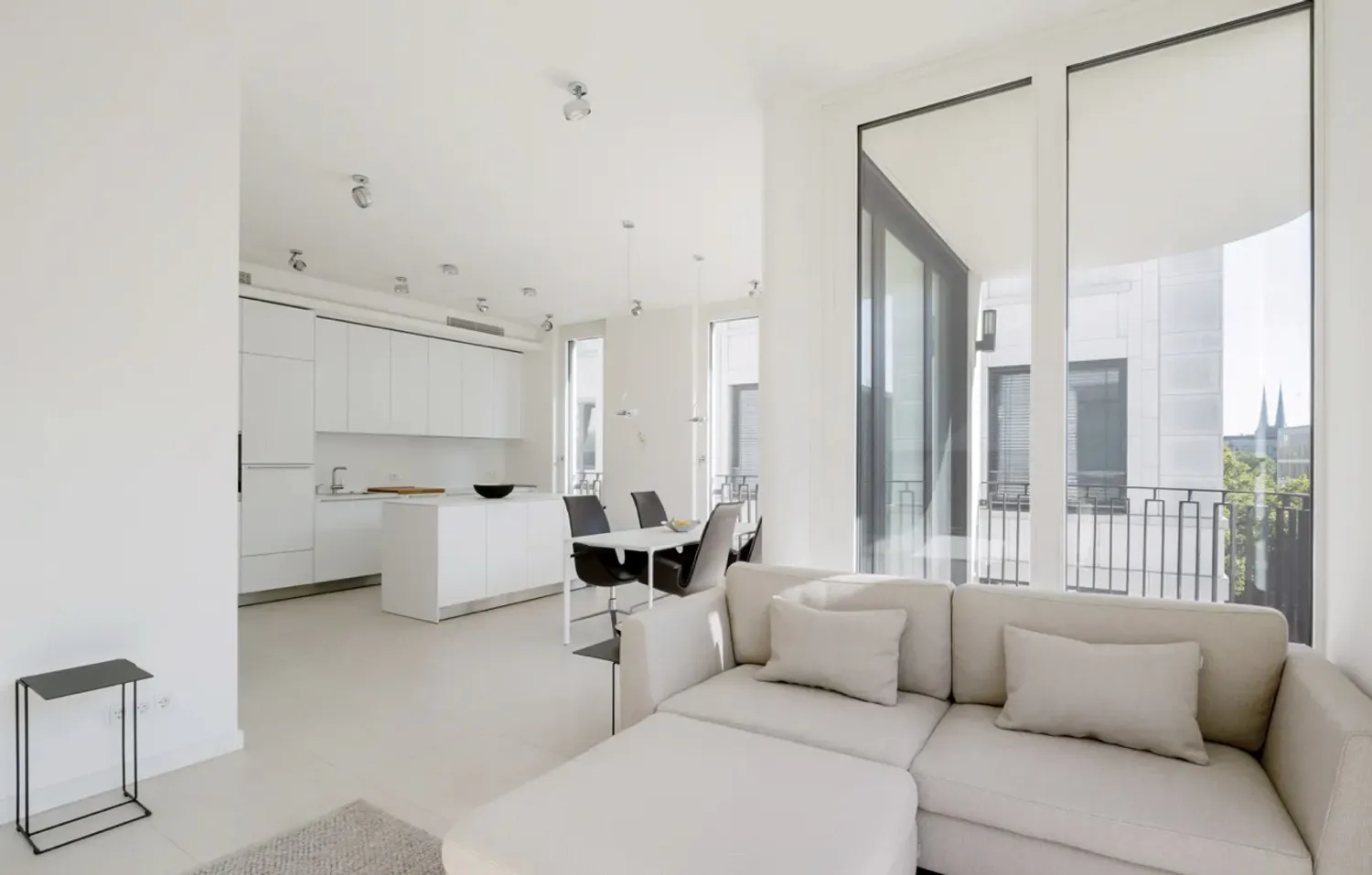 3 Zimmer Wohnung mit 100 m² in Berlin – Bild 1