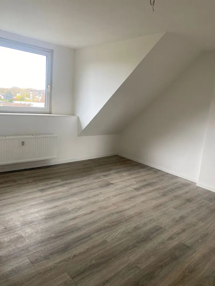 3 Zimmer Wohnung mit 80 m² in Duisburg – Bild 2