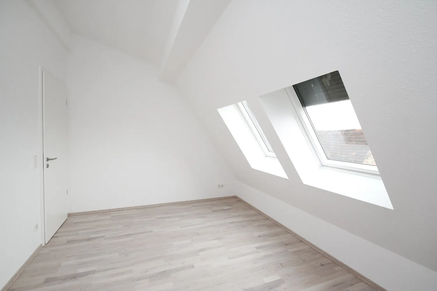 4 Zimmer Wohnung mit 98 m² in Mannheim – Bild 1