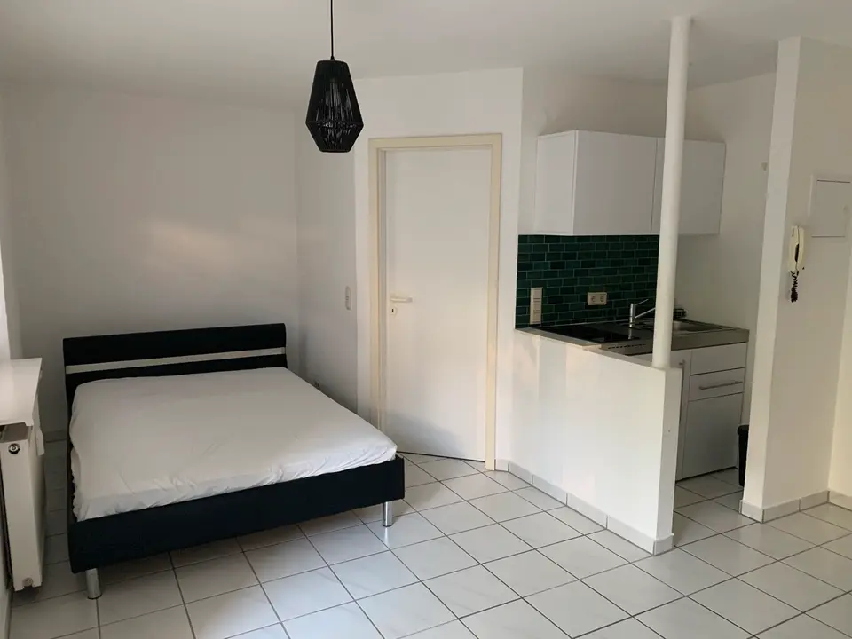 2 Zimmer Wohnung mit 42 m² in Saarbrücken – Bild 1