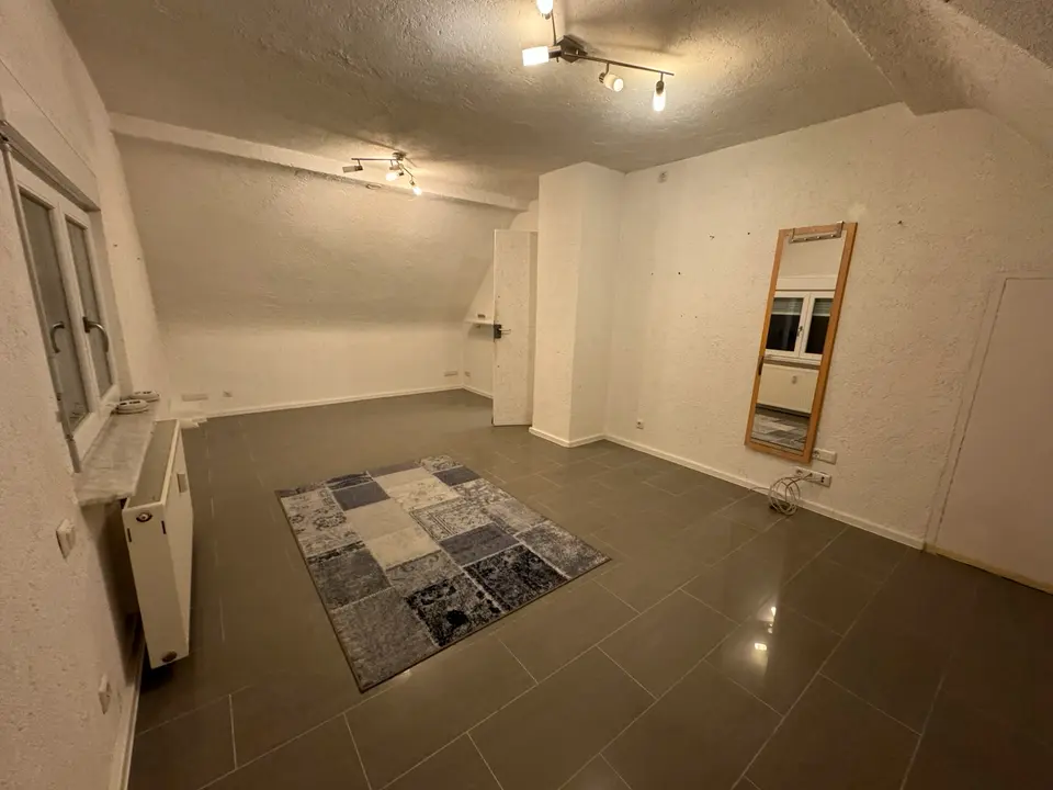 5 Zimmer Wohnung mit 140 m² in Karlsruhe – Bild 7