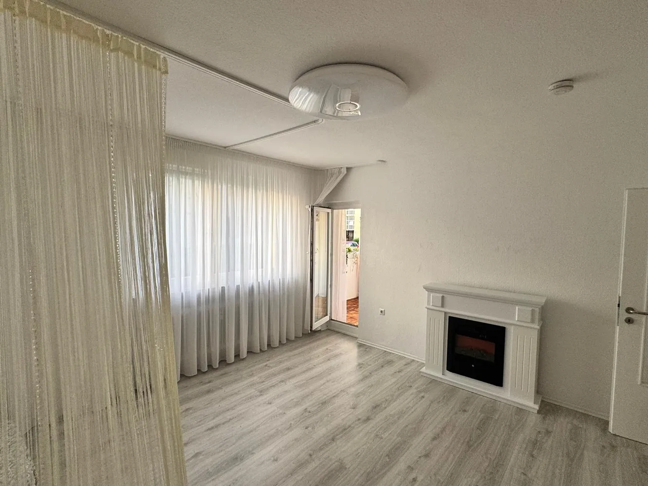 2 Zimmer Wohnung mit 65 m² in Bergisch Gladbach – Bild 3