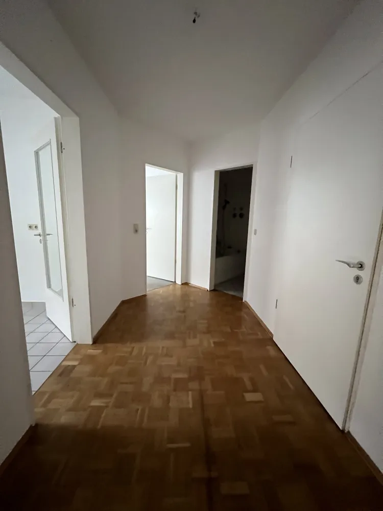 2 Zimmer Wohnung mit 72 m² in Frankfurt am Main – Bild 3