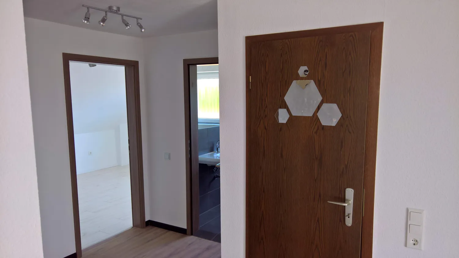 2 Zimmer Wohnung mit 54 m² in Neuss – Bild 3