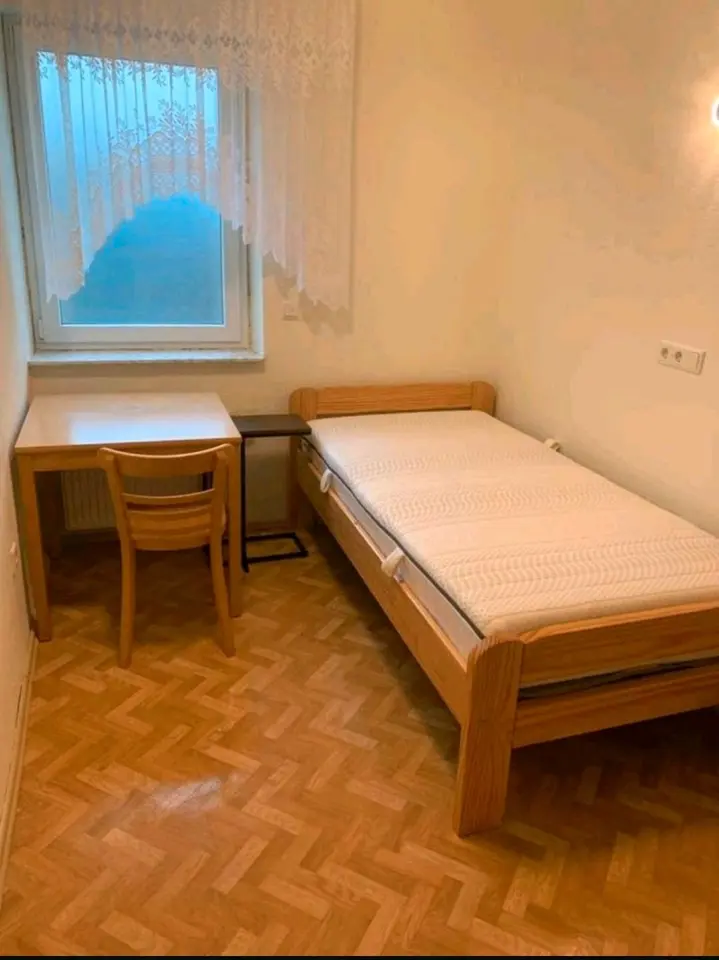 WG-Zimmer mit 35 m² in Detmold – Bild 2