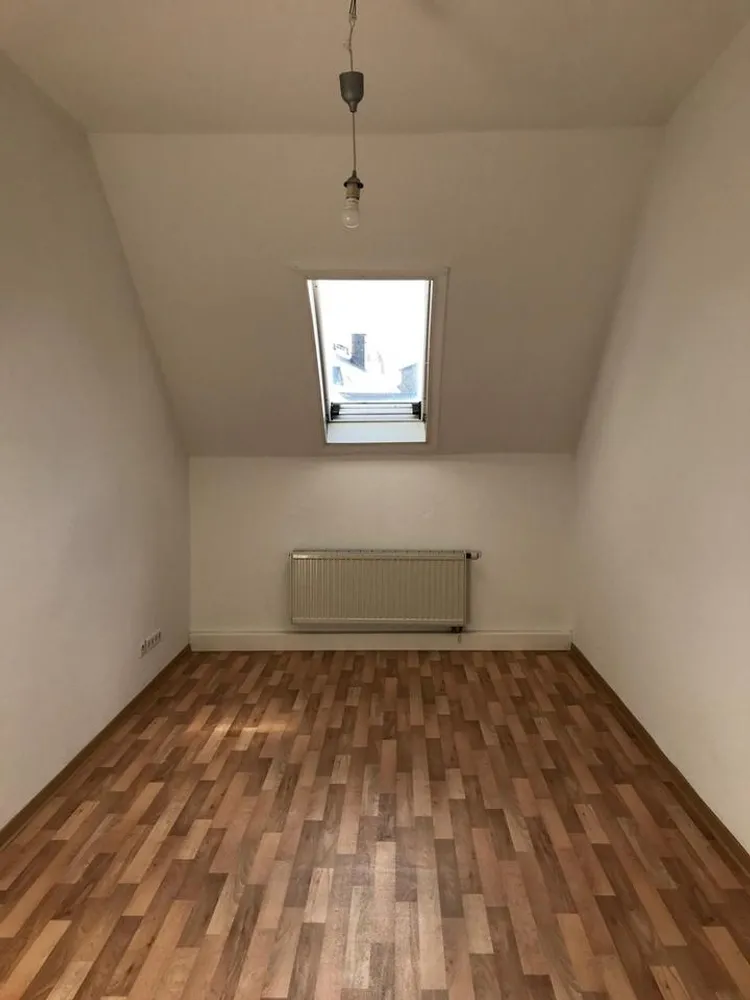 6 Zimmer Wohnung mit 150 m² in Berlin – Bild 4