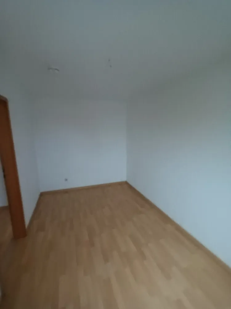 2 Zimmer Wohnung mit 33 m² in Halle (Saale) – Bild 6