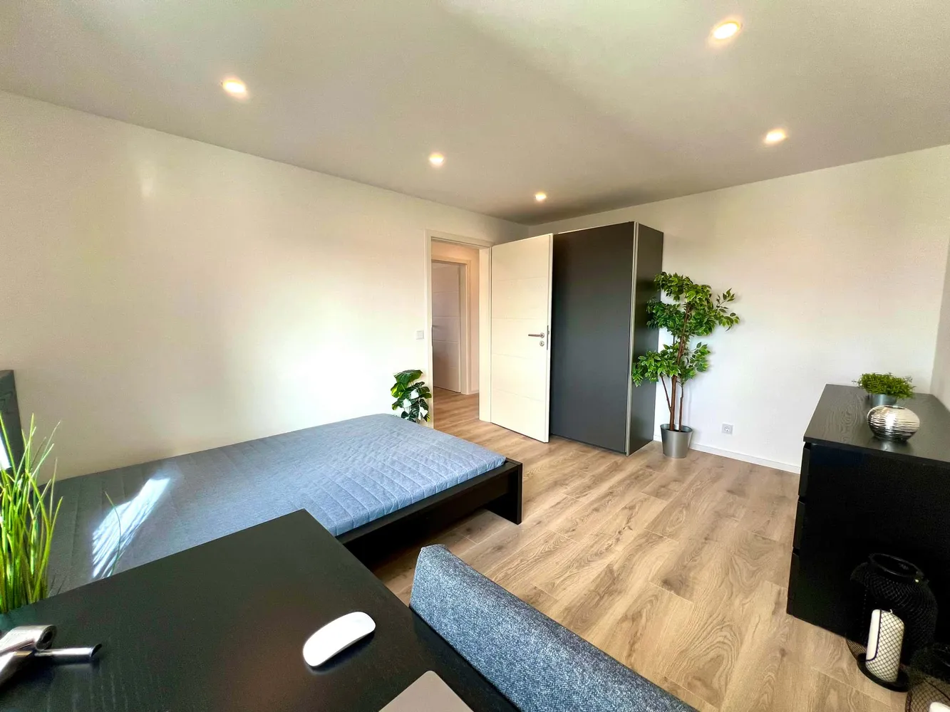 Shared room with 13 m² in Munich – Photo 2