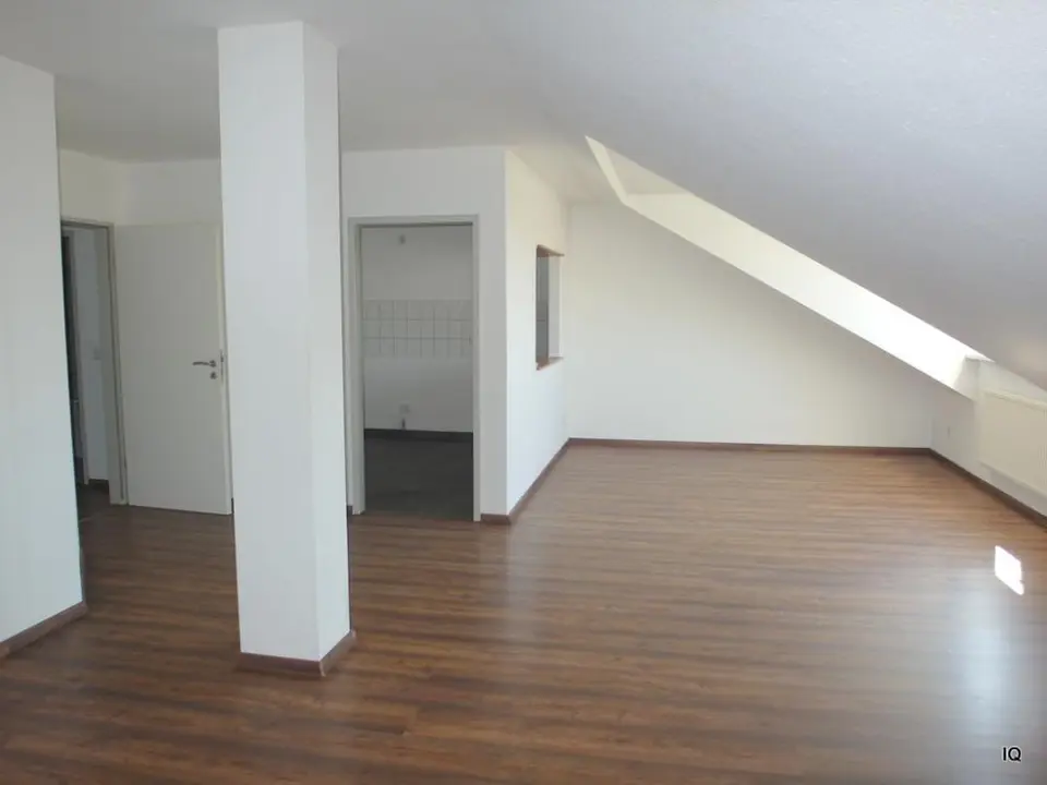 4 Zimmer Wohnung mit 88 m² in Senftenberg – Bild 1