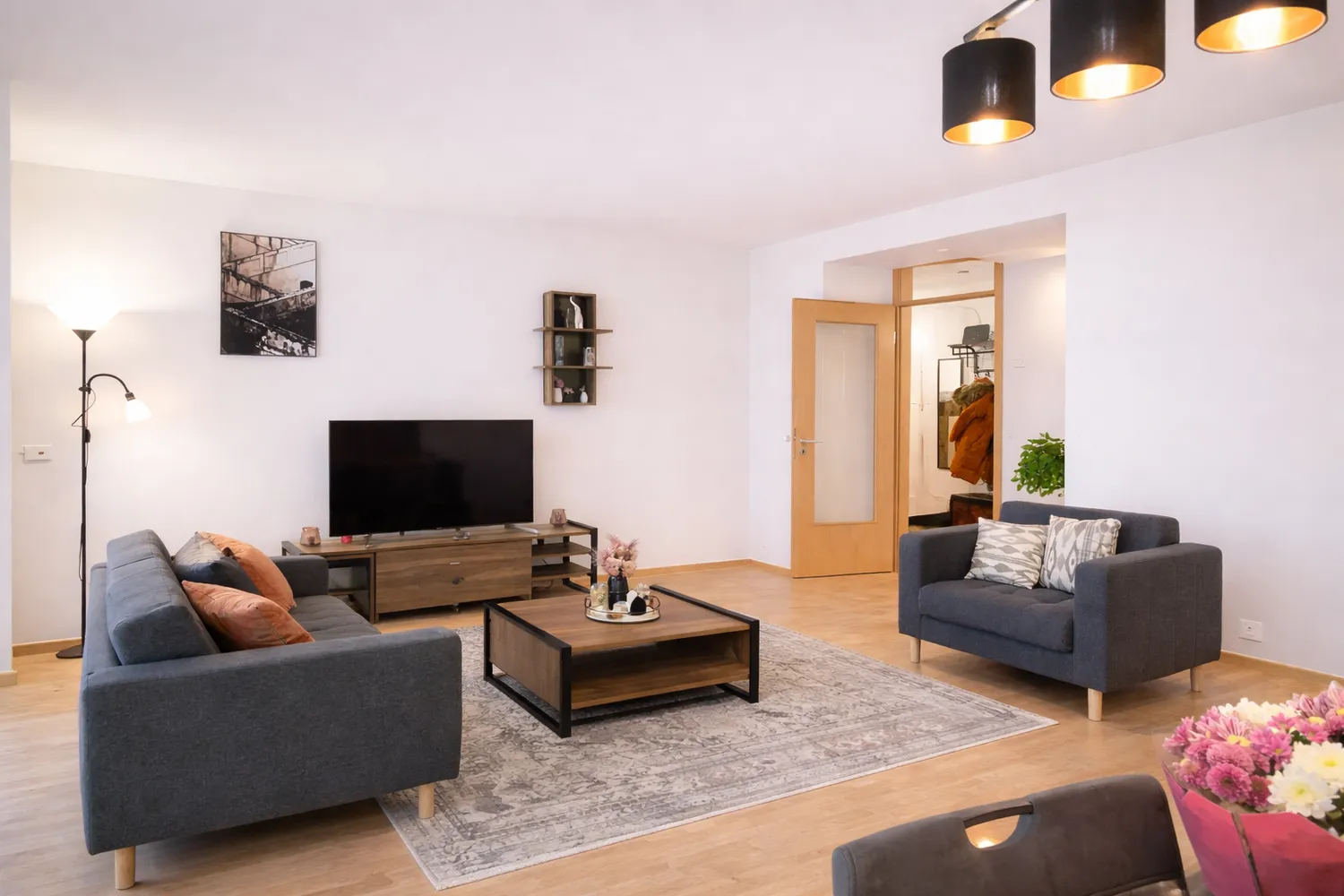 3 Zimmer Wohnung mit 76 m² in München – Bild 2