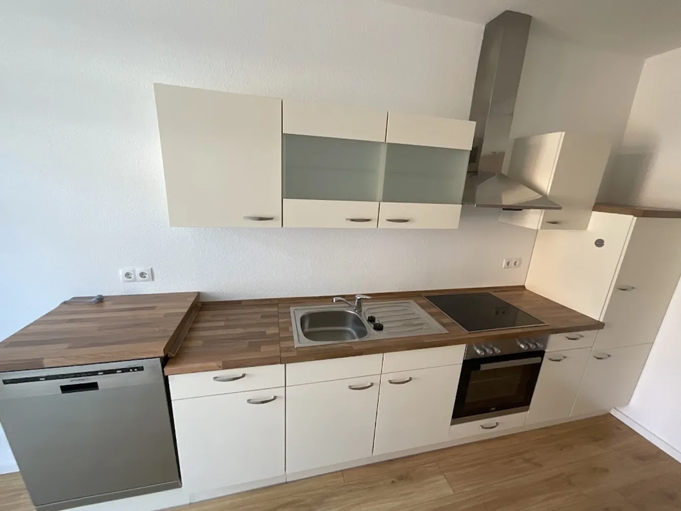 2 Zimmer Wohnung mit 69 m² in Lübeck – Bild 4