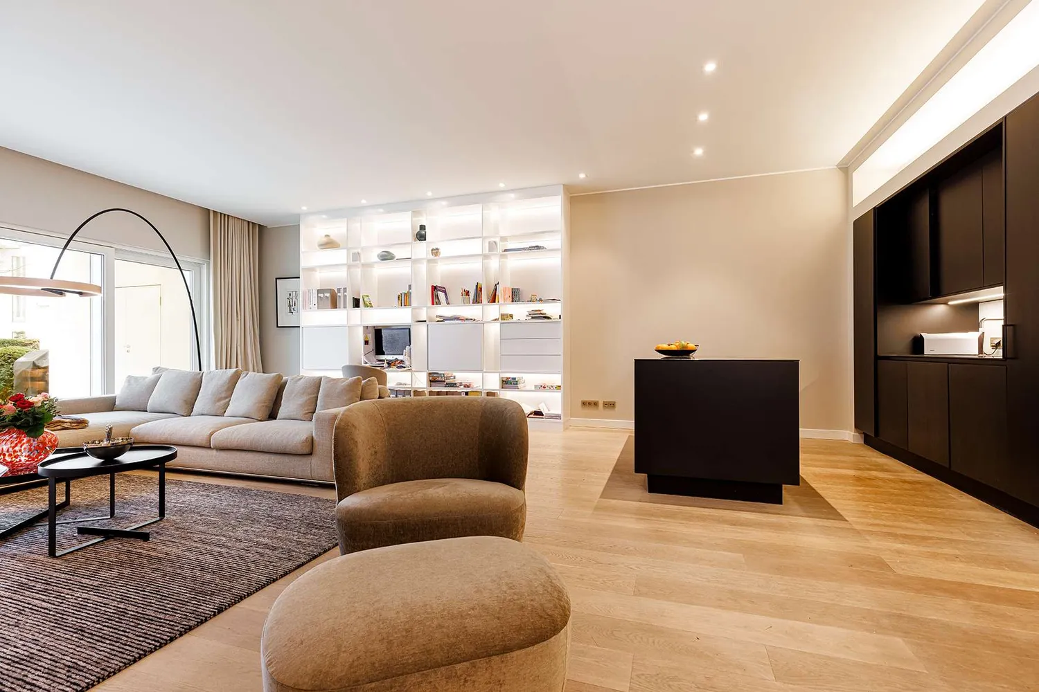 4 Zimmer Wohnung mit 186 m² in Hamburg – Bild 3