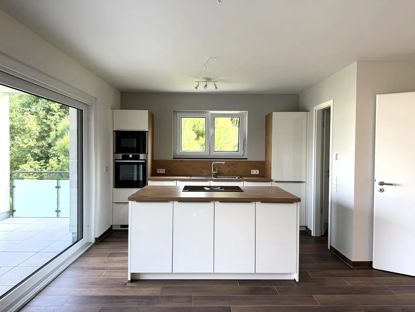 4 Zimmer Wohnung mit 130 m² in Freiburg im Breisgau – Bild 6