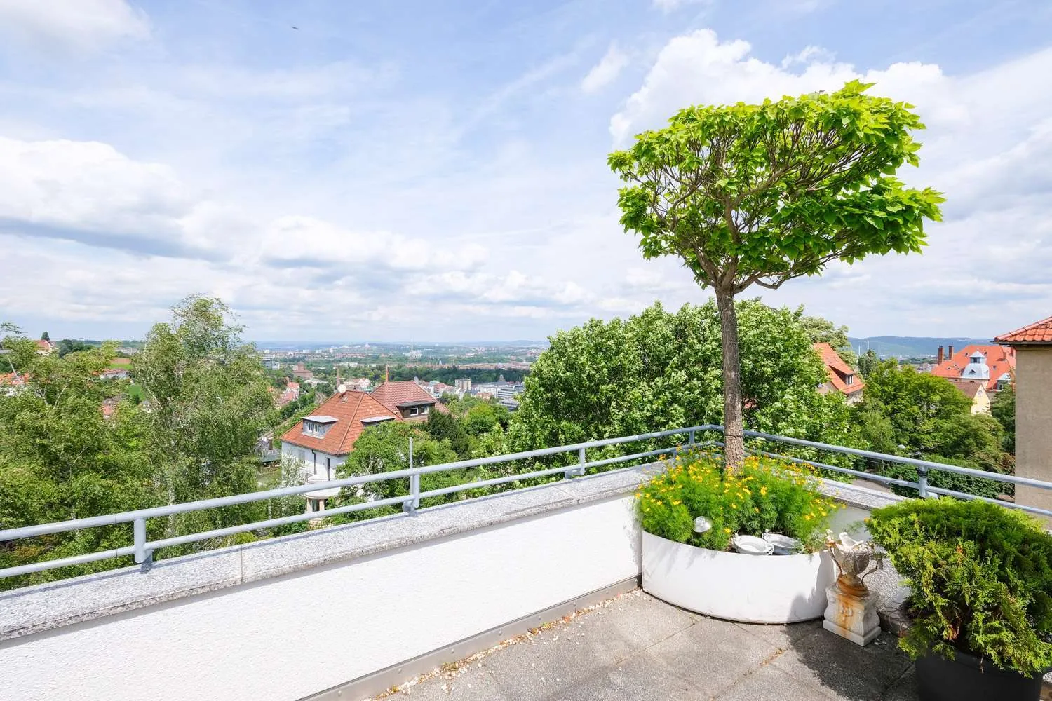 3 Zimmer Wohnung mit 130 m² in Stuttgart – Bild 3