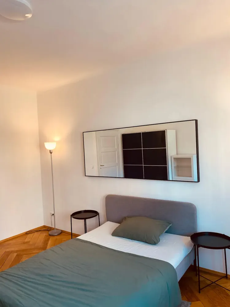 WG-Zimmer mit 15 m² in München – Bild 1