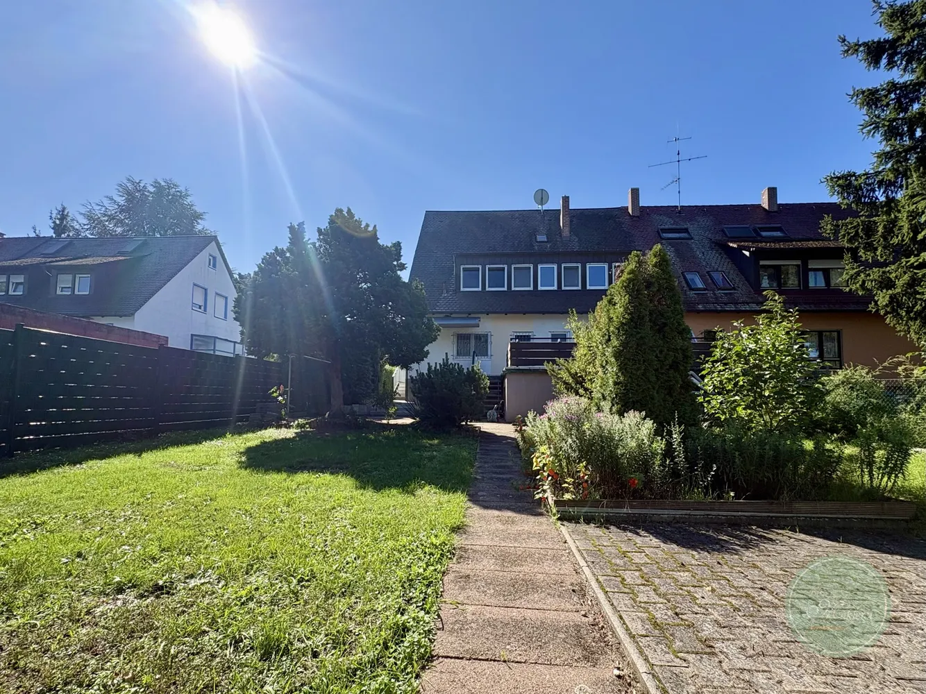 6 Zimmer Haus mit 155 m² in Nürnberg – Bild 1