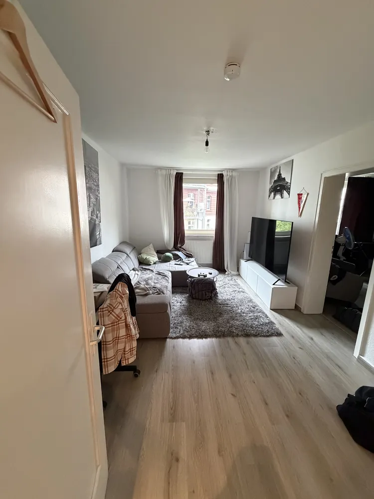 2 Zimmer Wohnung mit 70 m² in Wiesbaden – Bild 1