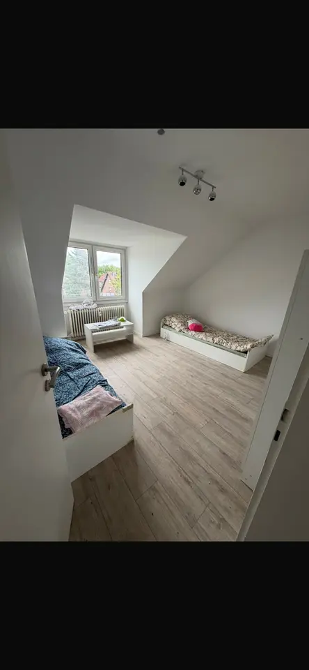 4 Zimmer Wohnung mit 85 m² in Duisburg – Bild 2