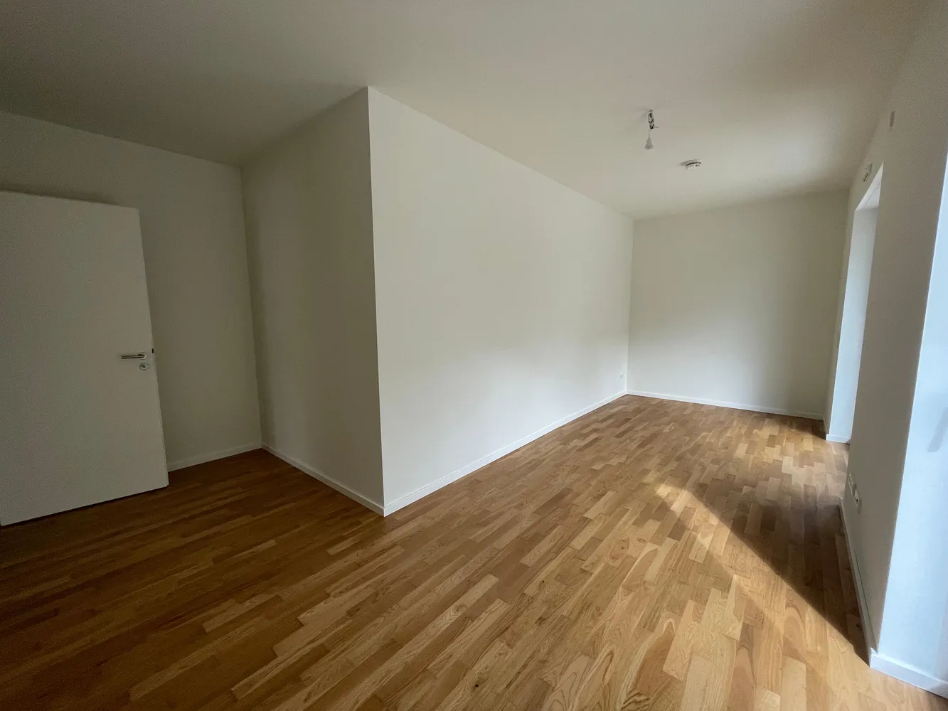 3 Zimmer Wohnung mit 103 m² in Hamburg – Bild 4