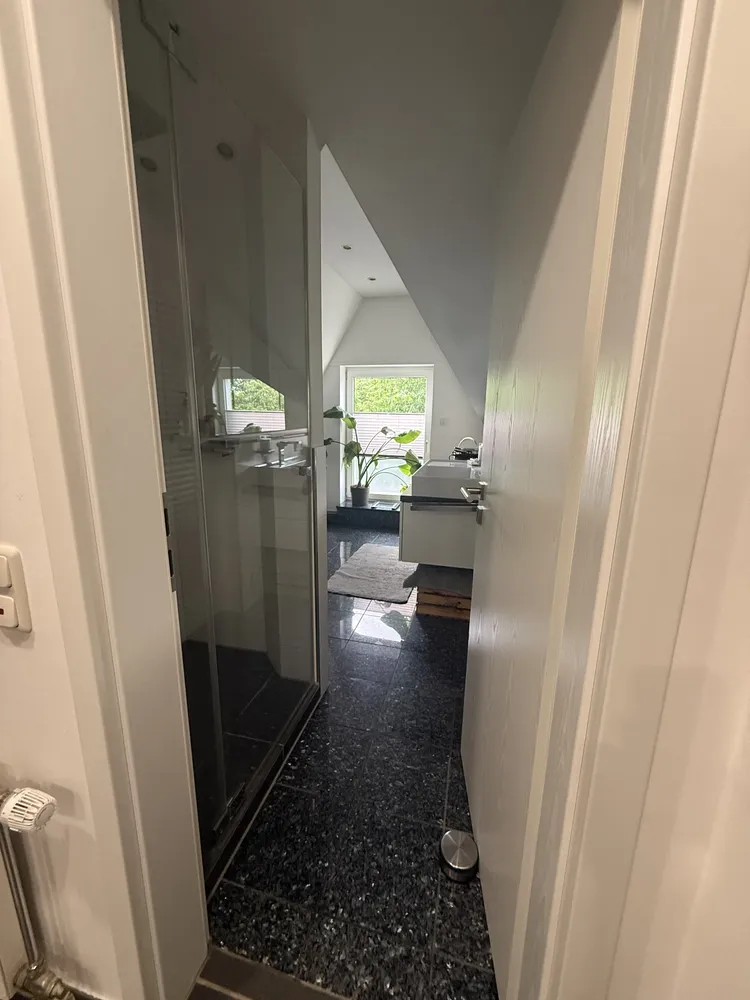 2 Zimmer Wohnung mit 77 m² in Köln – Bild 7